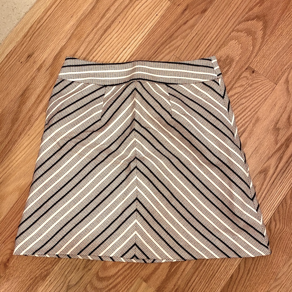 Loft skirt